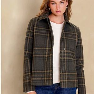 Banana Republic Factory Short Plaid Jacket. Color: Cinders earth
